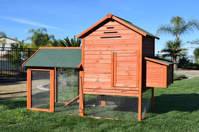 Heavy Duty Feeder with Lid front view - Feeders by Rugged Ranch